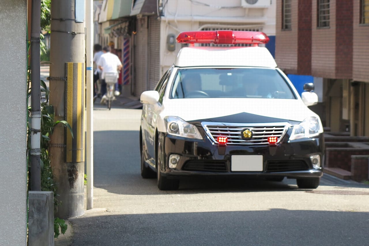 岸和田市逃走確保