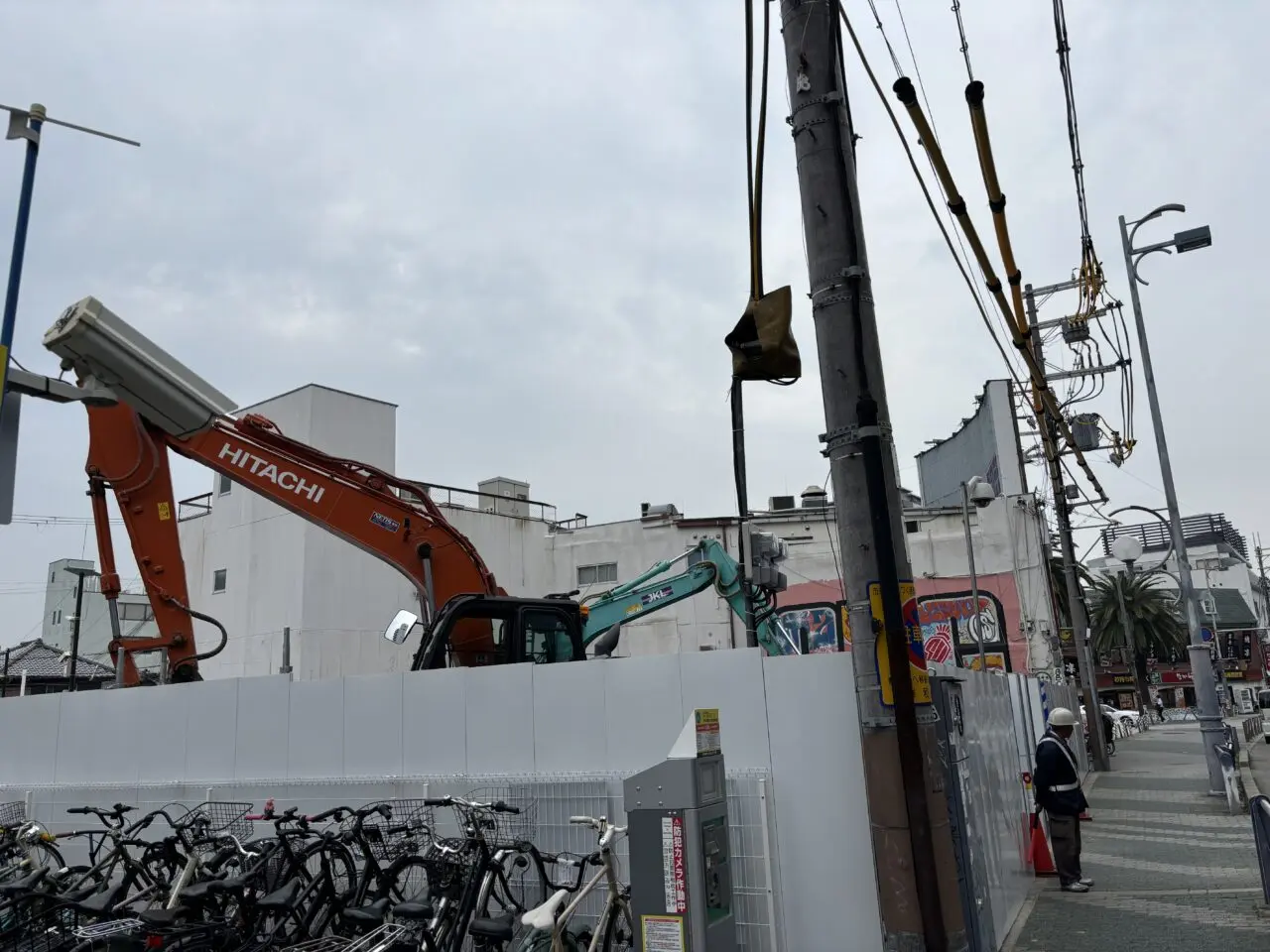 南海岸和田駅前工事現場