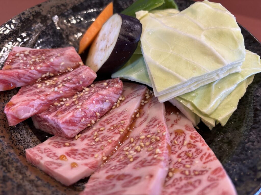 焼肉やっちゃん料理