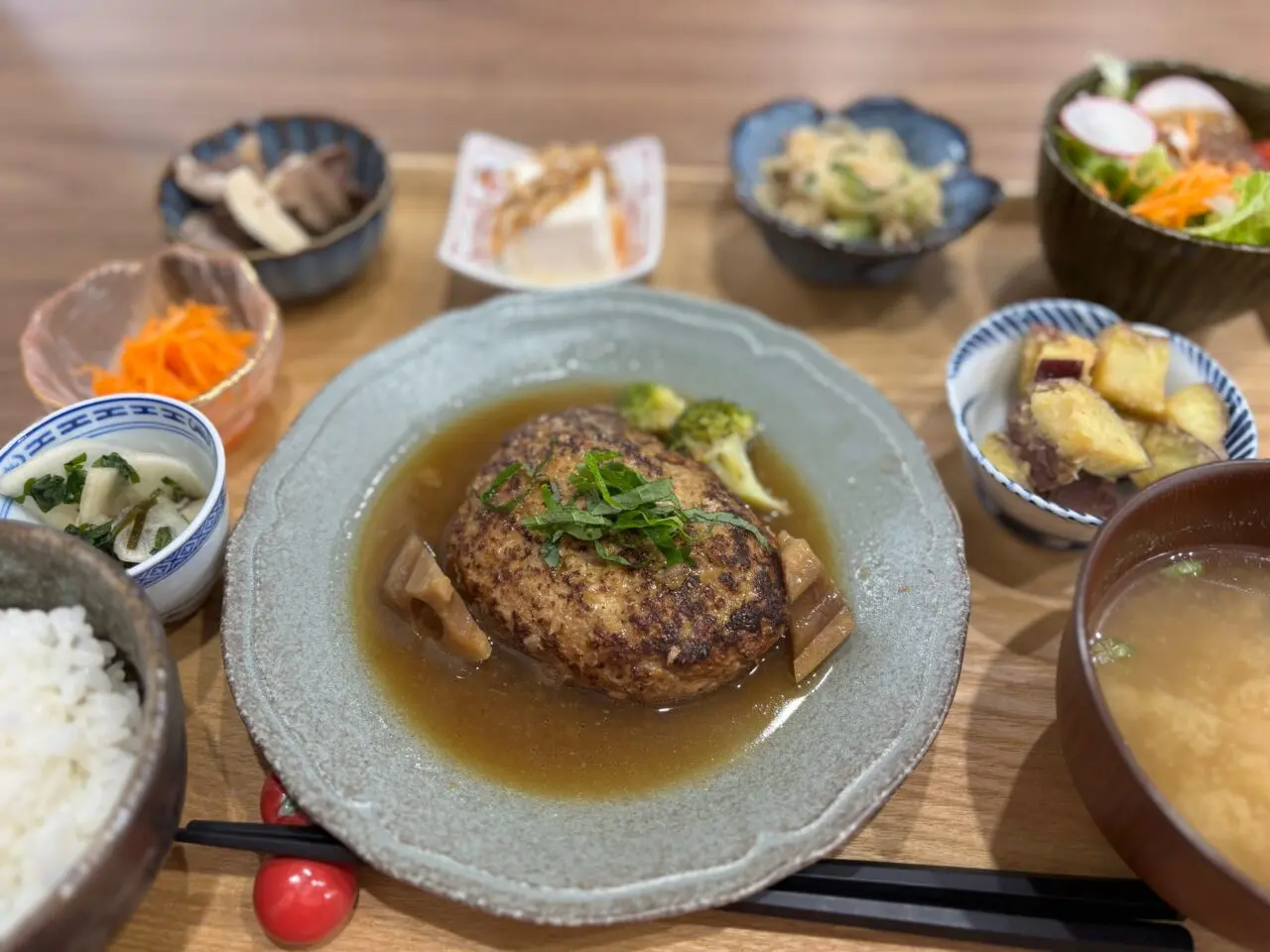 おうちごはんここやランチ