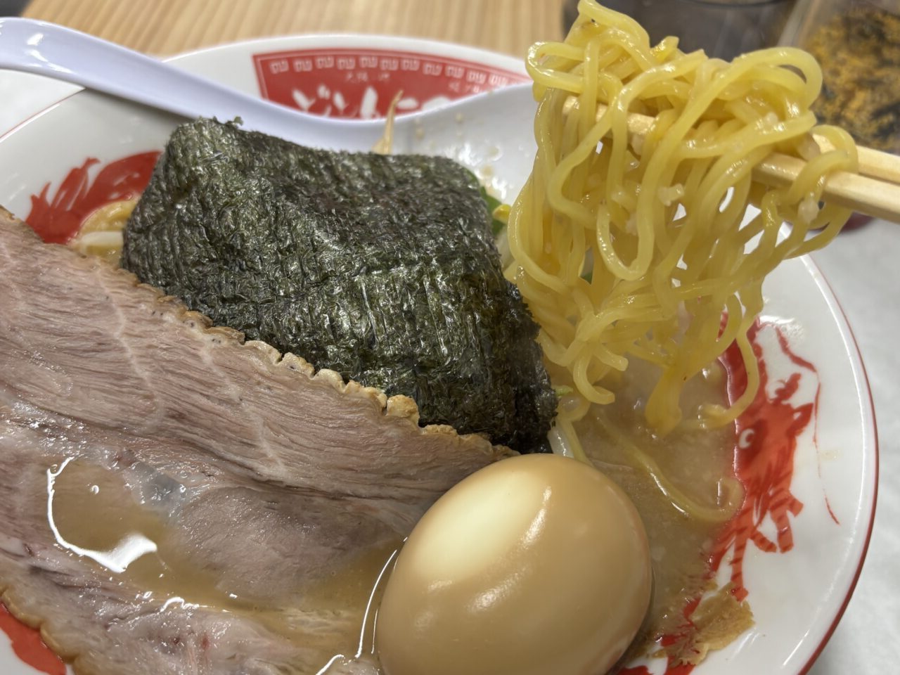 どとんこつ☆幸運軒ラッキーラーメン