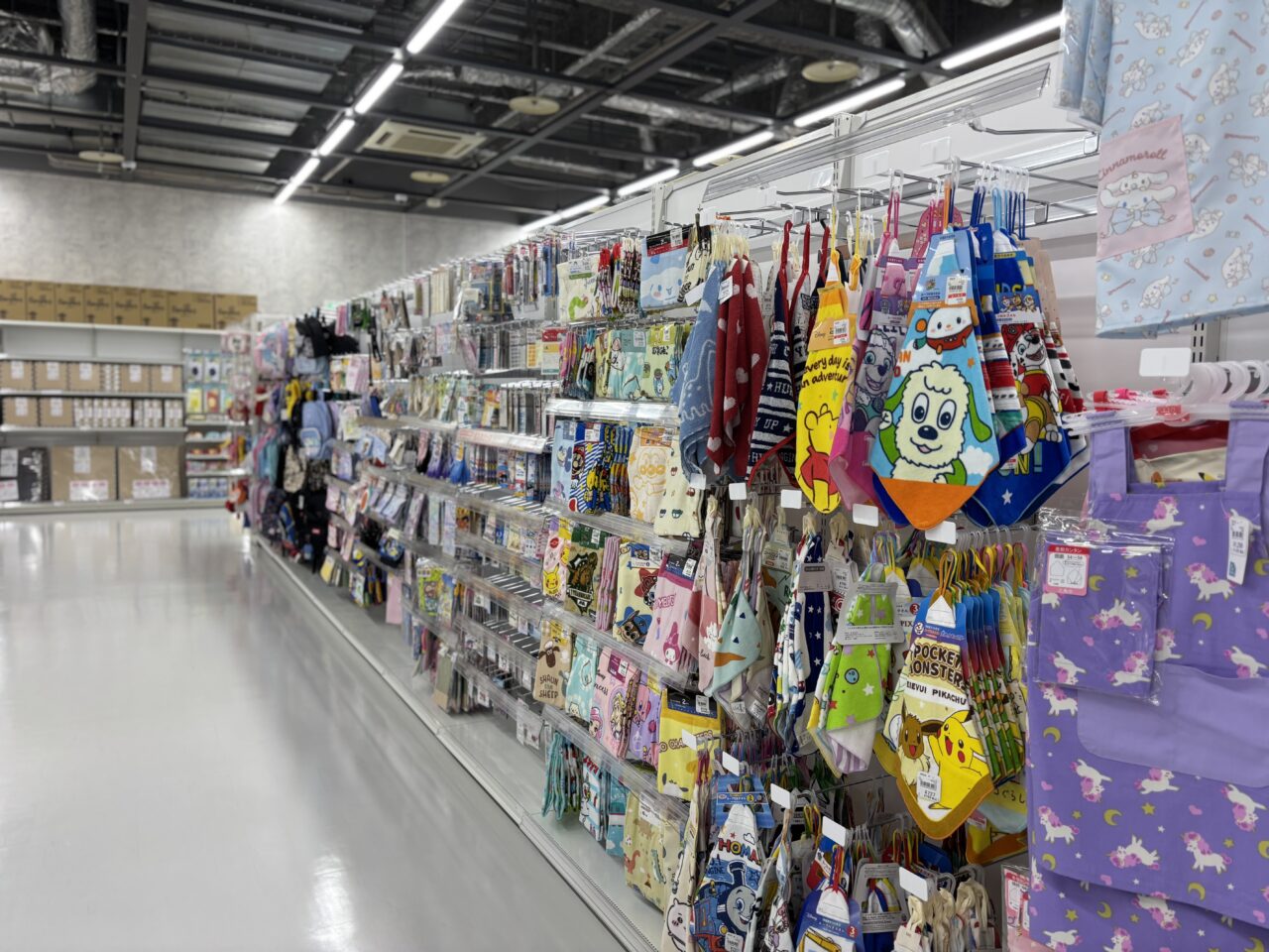 西松屋店内
