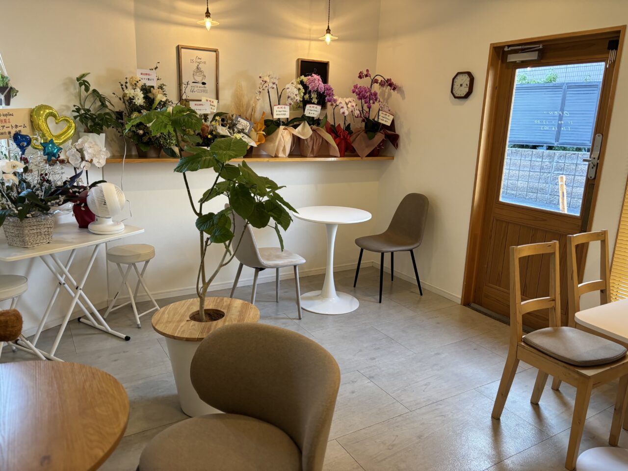 U-kapilina店内