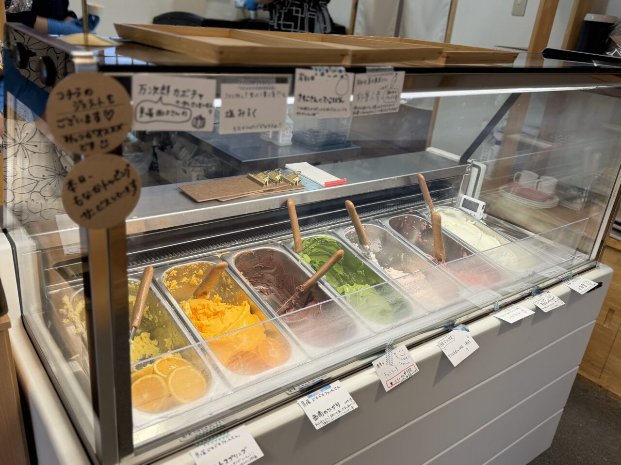 そらジェラート店内