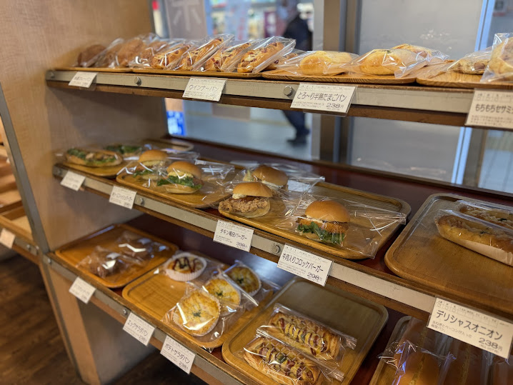 アルヘイム店内