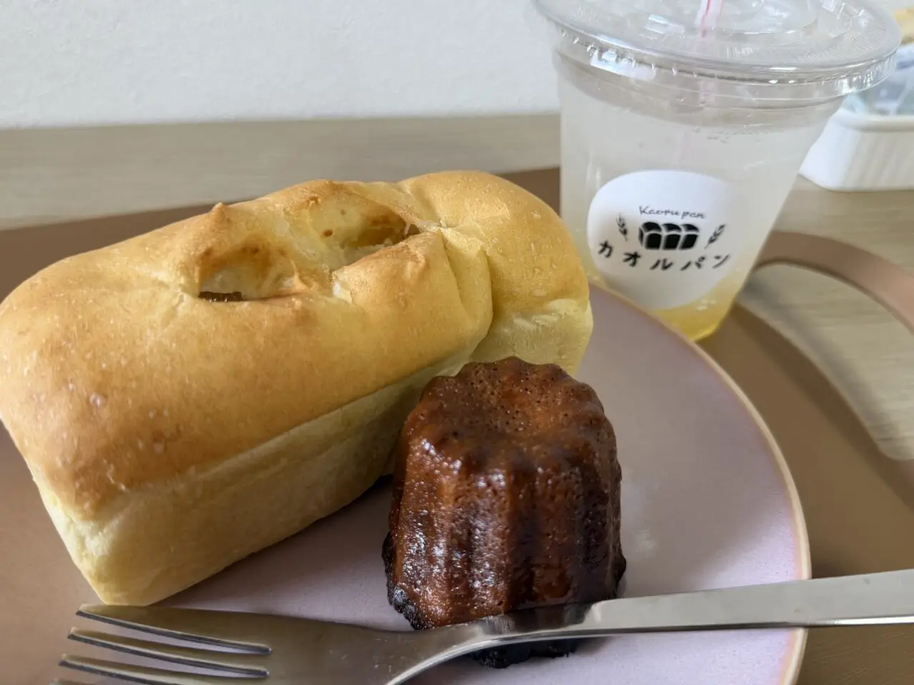 カオルパン店内