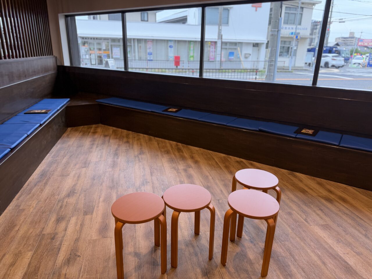 とんちゃん店内
