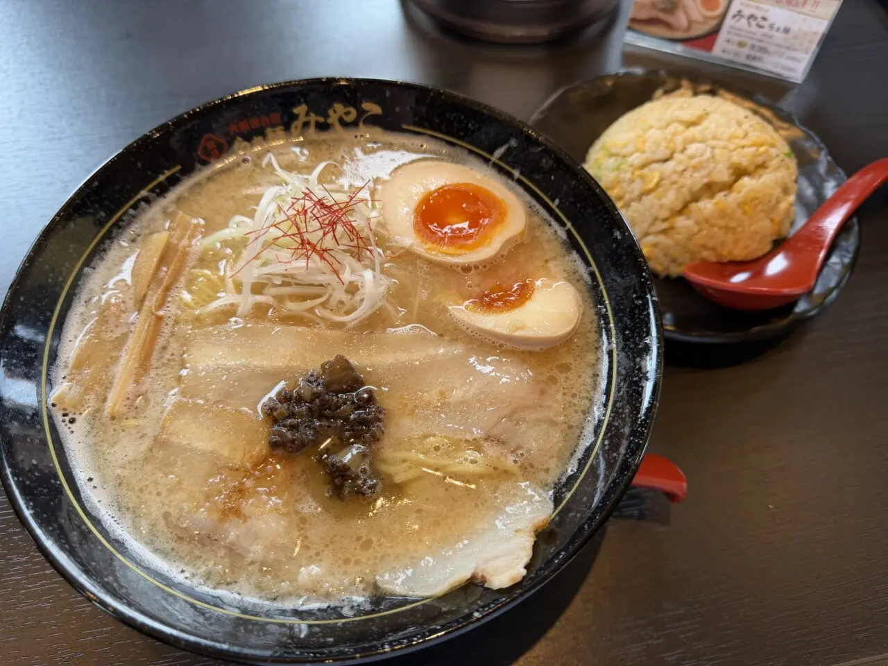 大阪鶏白湯らぁ麺みやこ 岸和田店ラーメン