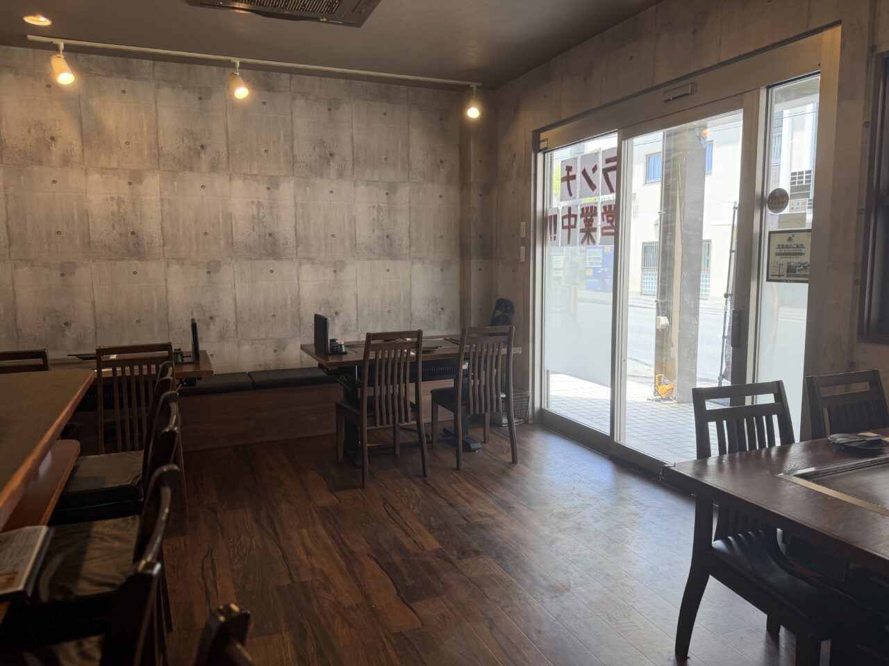 鉄板 森-shin-店内