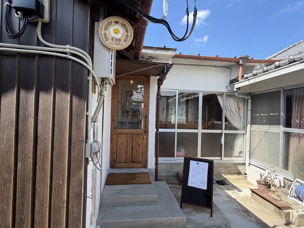 Egg カフェ&工房看板